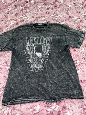 Dream On Graphic Tee — Washed Black Short Sleeve Top
